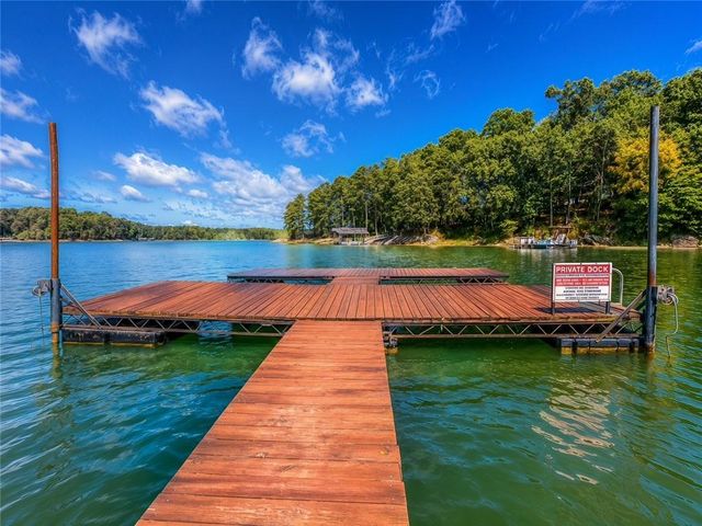 5863 Bay View Drive, Buford, GA 30518