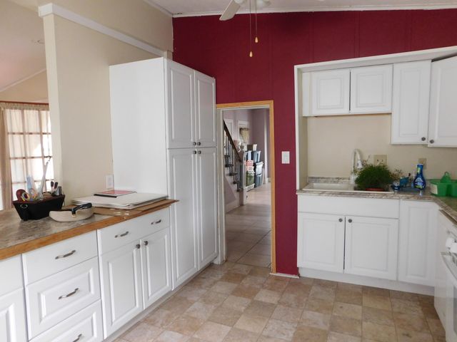 601 Peninsular Avenue, Grayling, MI 49738