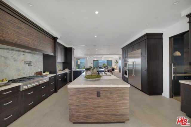 3116 Elvido Drive, Los Angeles, CA 90049