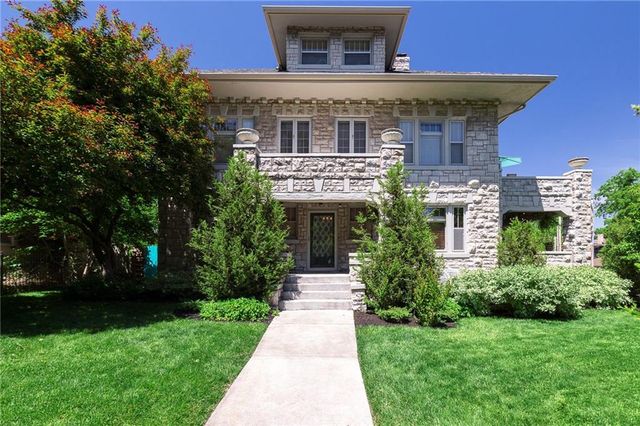 400 W 63rd Street, Kansas City, MO 64113