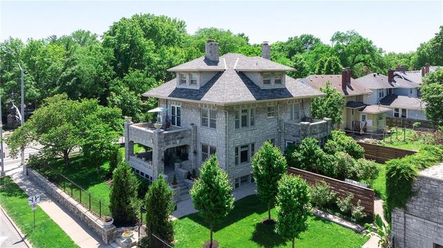 400 W 63rd Street, Kansas City, MO 64113