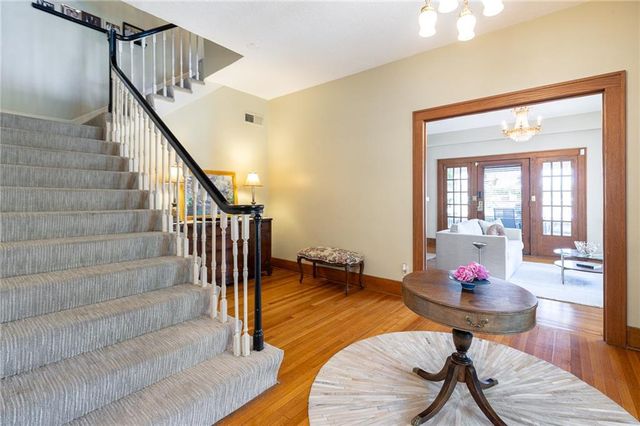 400 W 63rd Street, Kansas City, MO 64113
