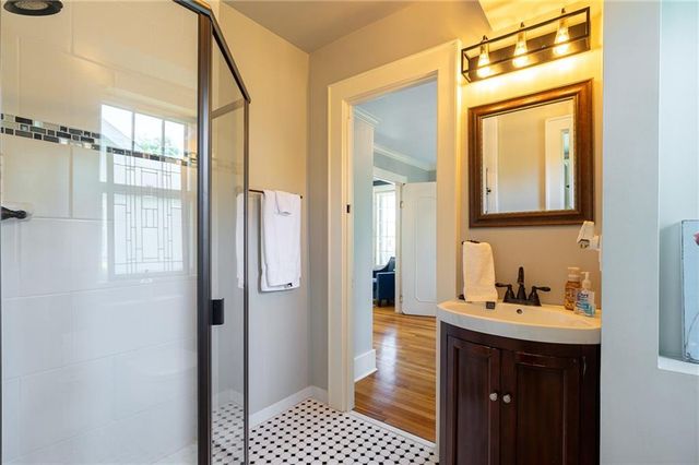 400 W 63rd Street, Kansas City, MO 64113