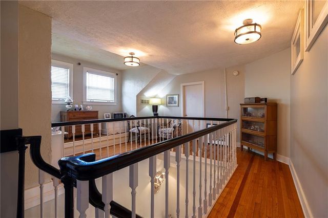 400 W 63rd Street, Kansas City, MO 64113