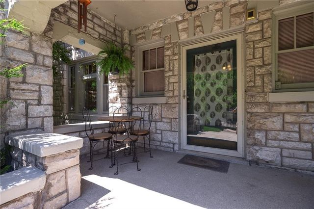 400 W 63rd Street, Kansas City, MO 64113