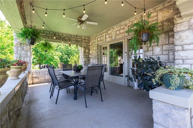 400 W 63rd Street, Kansas City, MO 64113