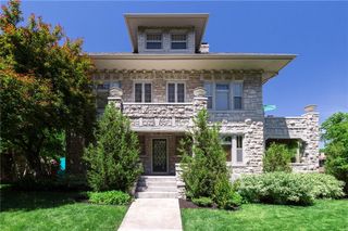 400 W 63rd Street, Kansas City, MO 64113