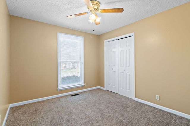 3403 Mallard Dr, Clarksville, TN 37042