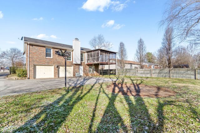 3403 Mallard Dr, Clarksville, TN 37042