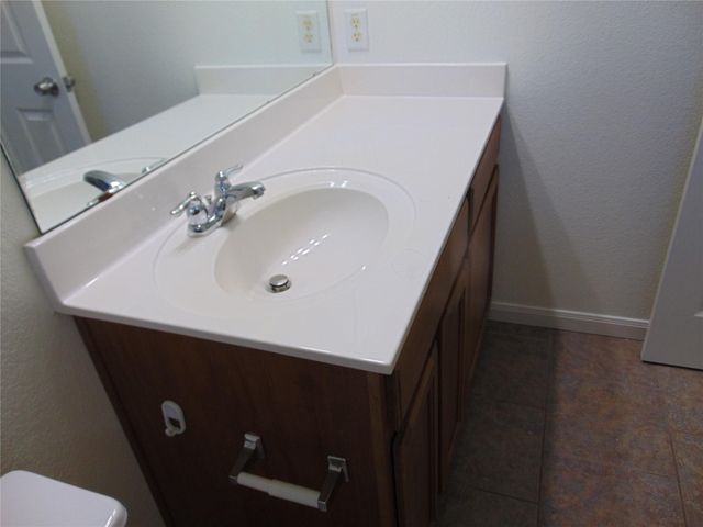 2405 Allred DR A, Austin, TX 78748