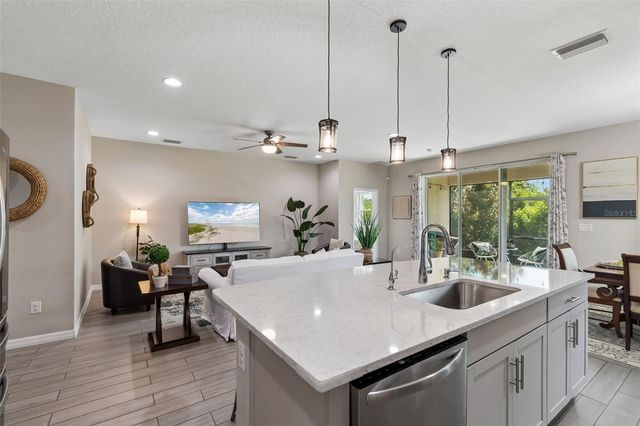 12507 CANDLEBERRY CIRCLE, Tampa, FL 33635