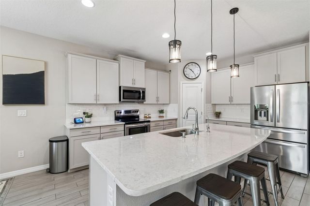 12507 CANDLEBERRY CIRCLE, Tampa, FL 33635