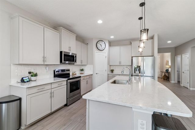12507 CANDLEBERRY CIRCLE, Tampa, FL 33635