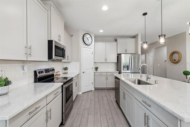 12507 CANDLEBERRY CIRCLE, Tampa, FL 33635