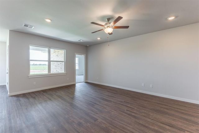 1721 Elm Circle, Tuttle, OK 73089