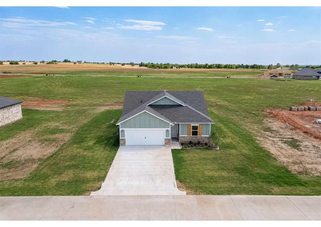 1721 Elm Circle, Tuttle, OK 73089