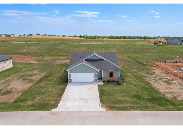 1721 Elm Circle, Tuttle, OK 73089