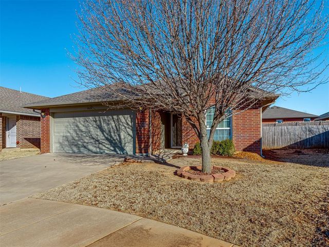 3624 Green Apple Place, Moore, OK 73160
