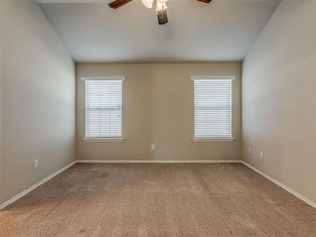 3624 Green Apple Place, Moore, OK 73160