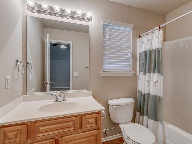 3624 Green Apple Place, Moore, OK 73160