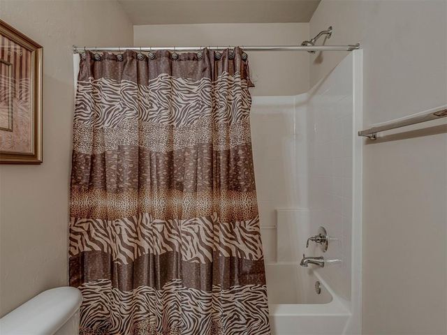 3624 Green Apple Place, Moore, OK 73160