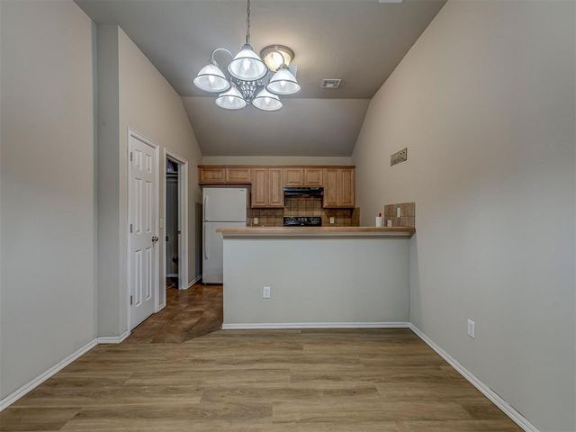 3624 Green Apple Place, Moore, OK 73160