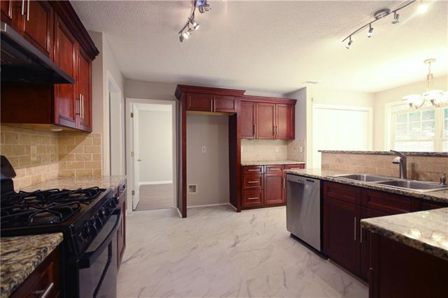 1030 Soaring Drive, Marietta, GA 30062