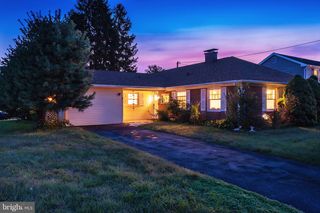 1 MADESTONE LN, Willingboro, NJ 08046