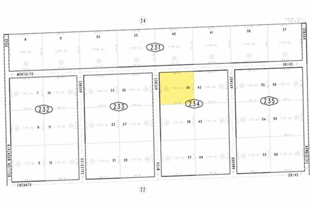 3 Montalyo, 29 Palms, CA 92277