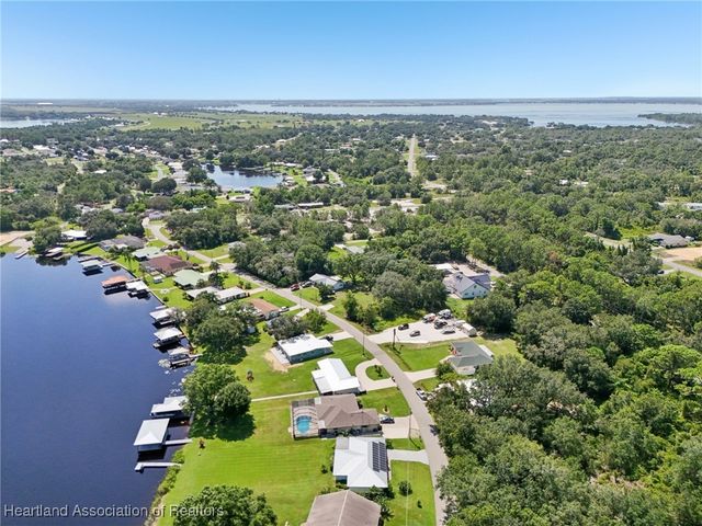 1066 Lake Carrie Drive, Lake Placid, FL 33852