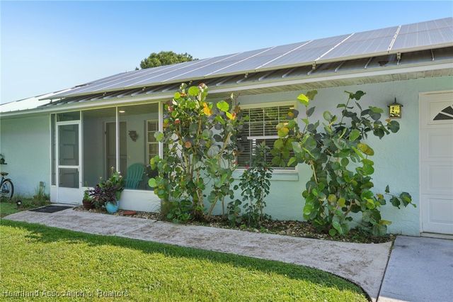 1066 Lake Carrie Drive, Lake Placid, FL 33852