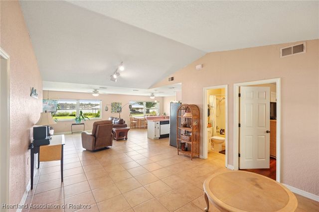 1066 Lake Carrie Drive, Lake Placid, FL 33852