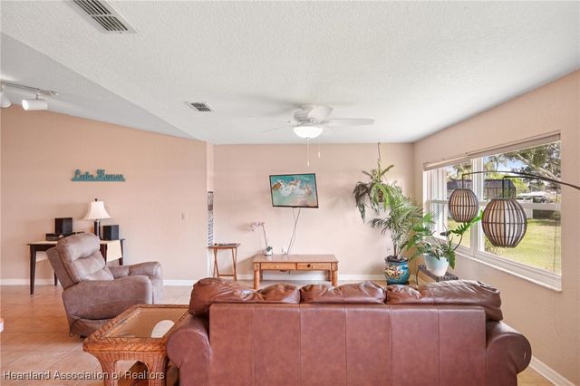 1066 Lake Carrie Drive, Lake Placid, FL 33852