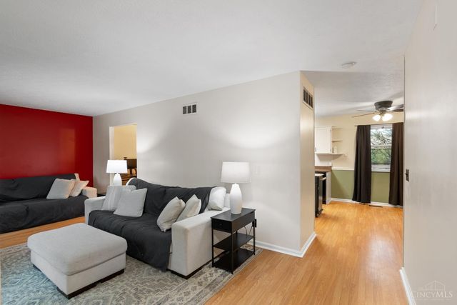 609 Fox Chase Way, Maineville, OH 45039