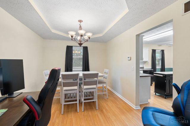 609 Fox Chase Way, Maineville, OH 45039