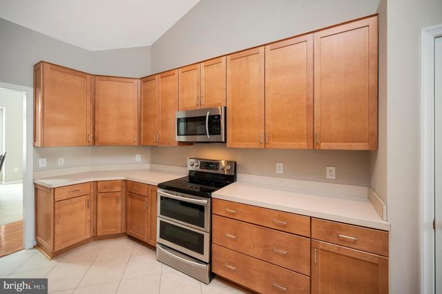 550 HARRISON CIR, Locust Grove, VA 22508