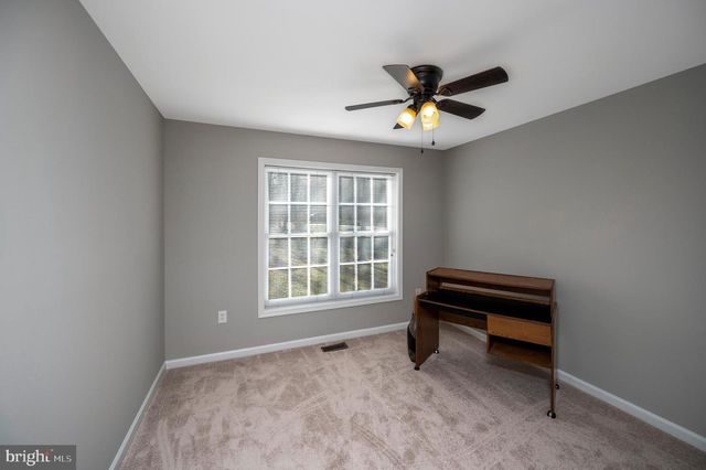 550 HARRISON CIR, Locust Grove, VA 22508