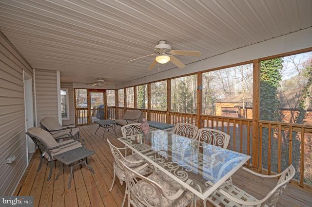 550 HARRISON CIR, Locust Grove, VA 22508