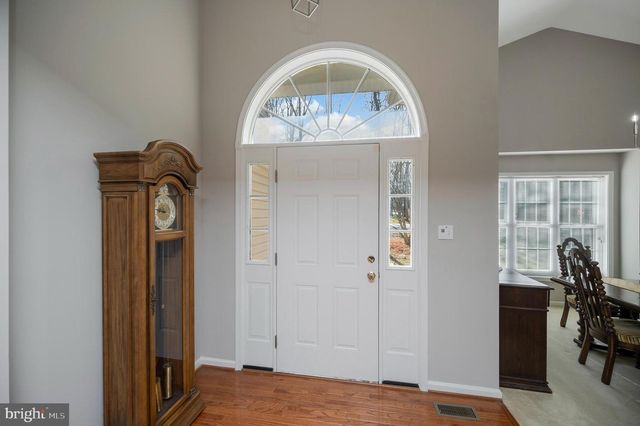 550 HARRISON CIR, Locust Grove, VA 22508