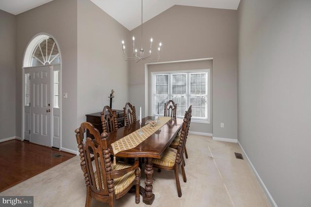 550 HARRISON CIR, Locust Grove, VA 22508