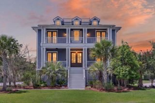 2721 Oak Manor Drive, Mount Pleasant, SC 29466