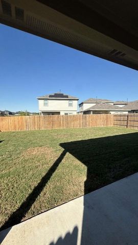 197 Santa Rosa LN, Buda, TX 78610