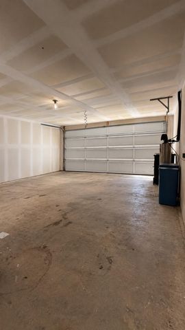 197 Santa Rosa LN, Buda, TX 78610