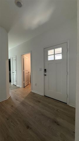 197 Santa Rosa LN, Buda, TX 78610