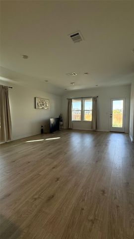 197 Santa Rosa LN, Buda, TX 78610