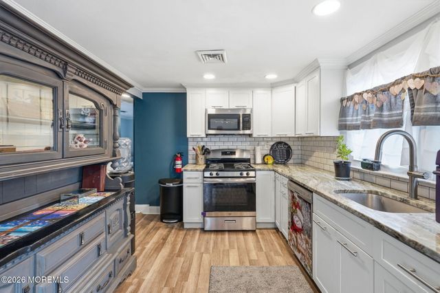 710 Cambridge Avenue, Union Beach, NJ 07735
