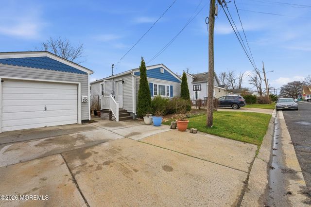 710 Cambridge Avenue, Union Beach, NJ 07735
