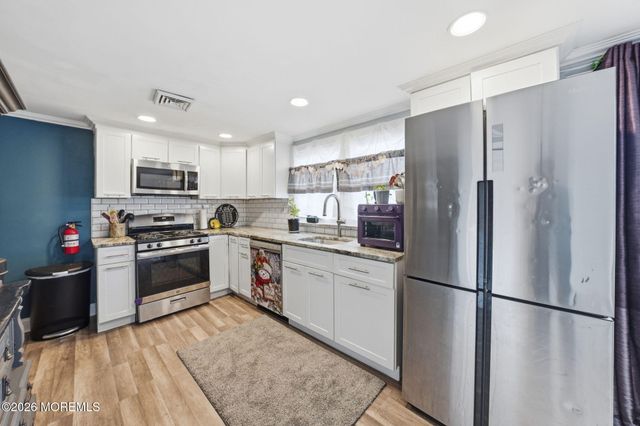710 Cambridge Avenue, Union Beach, NJ 07735