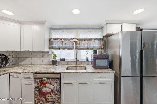 710 Cambridge Avenue, Union Beach, NJ 07735