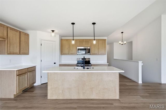 18854 Alyson Drive, Warrenton, MO 63383